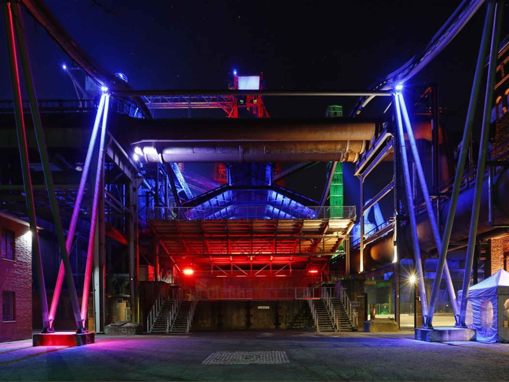 Landschaftspark Duisburg Innenansicht beleuchtet